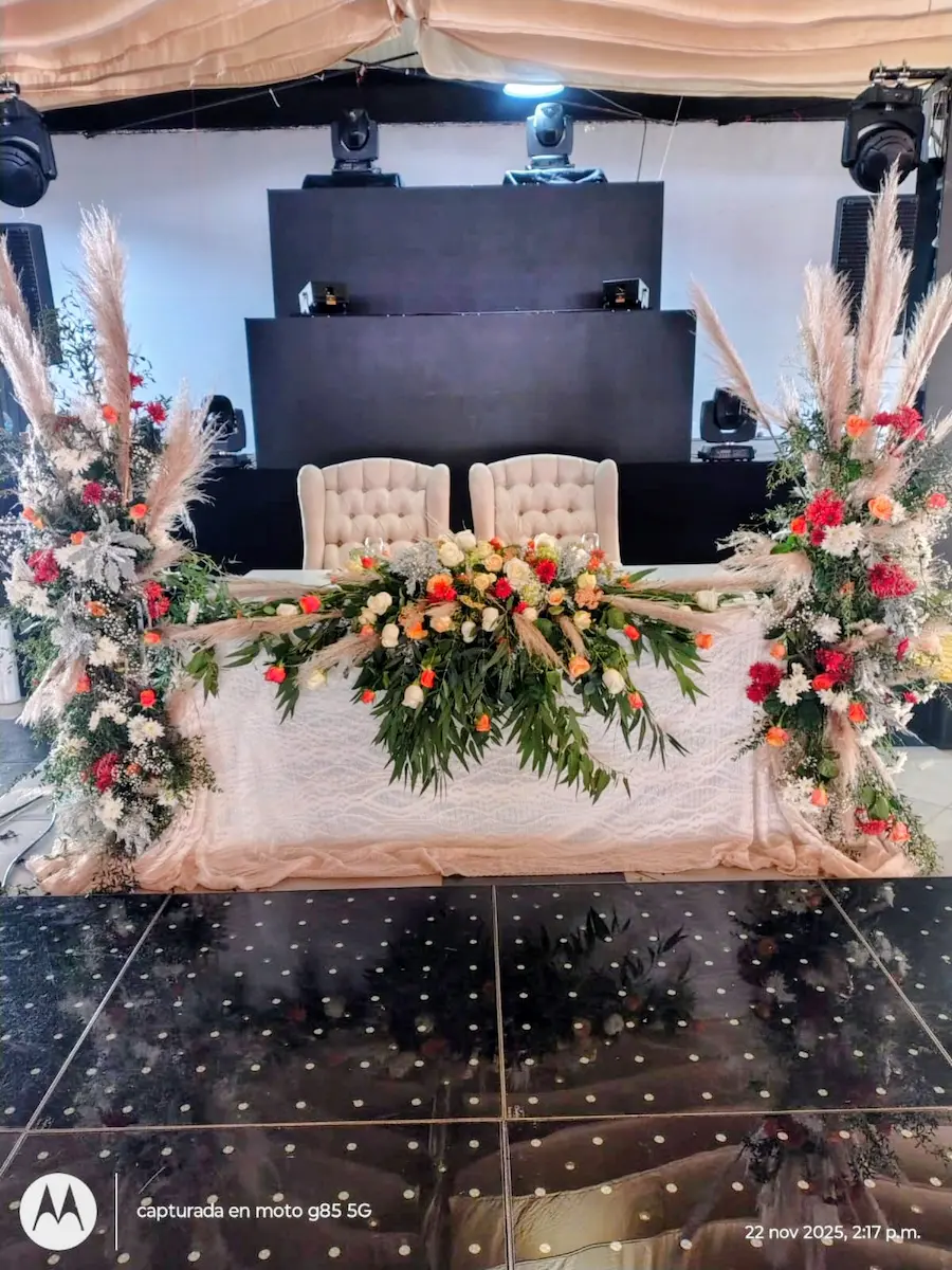 Mesa de boda elegante